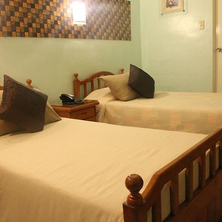 Saint Illian'S Inn Makati Макати Экстерьер фото
