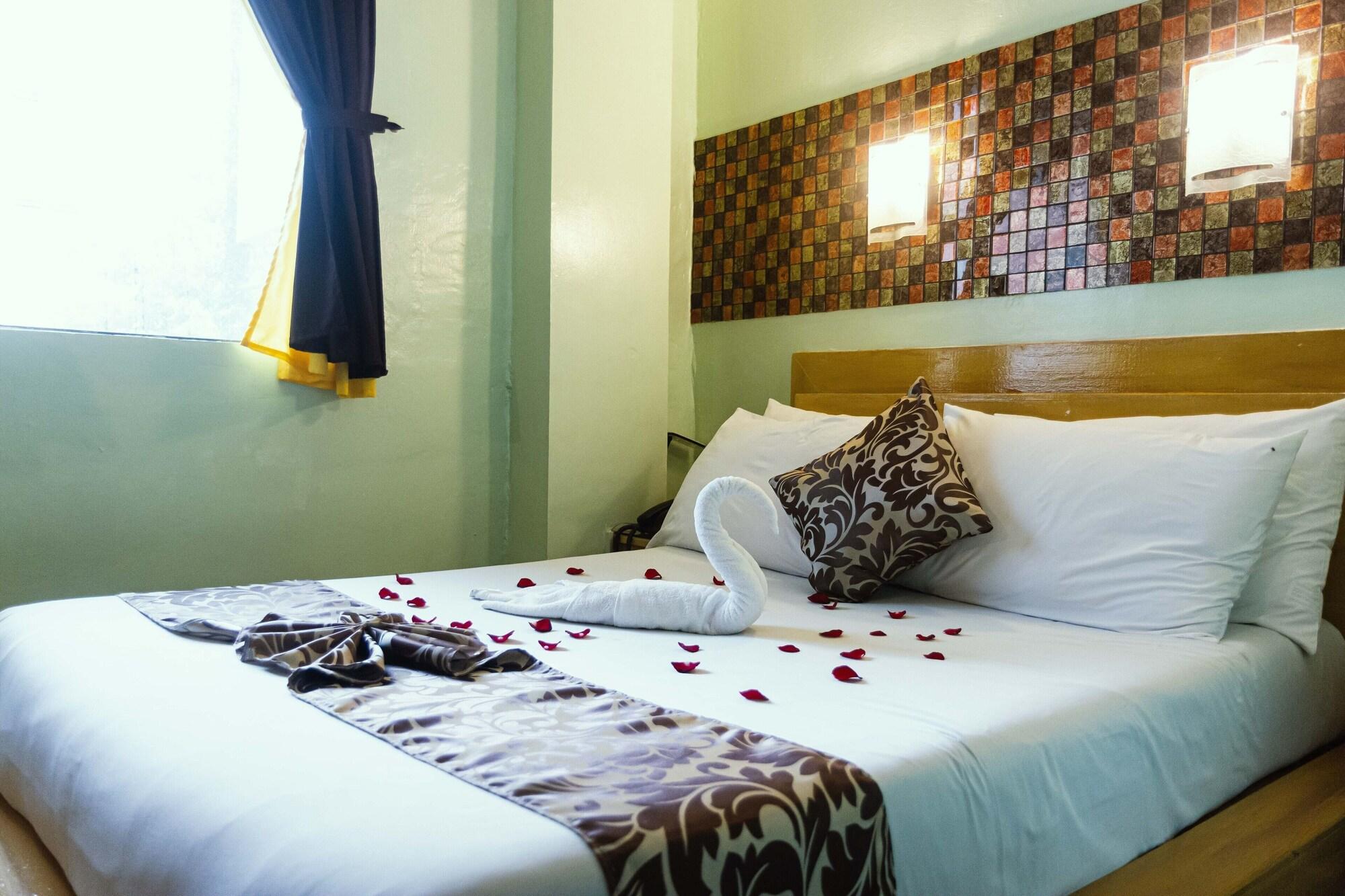 Saint Illian'S Inn Makati Макати Экстерьер фото