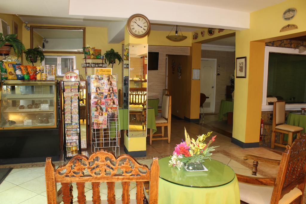 Saint Illian'S Inn Makati Макати Экстерьер фото